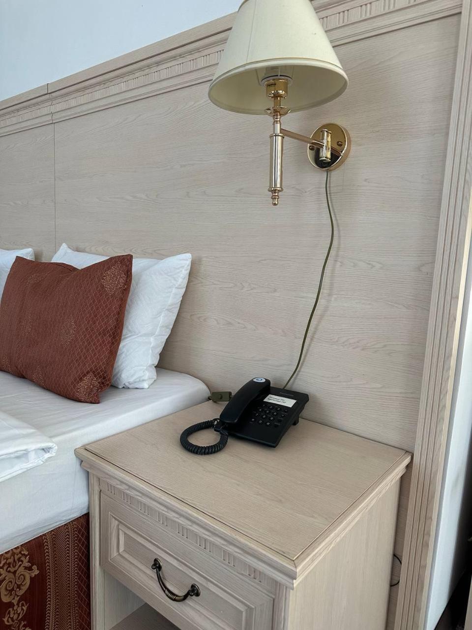 Tanzharyk Hotel Aktobé Extérieur photo