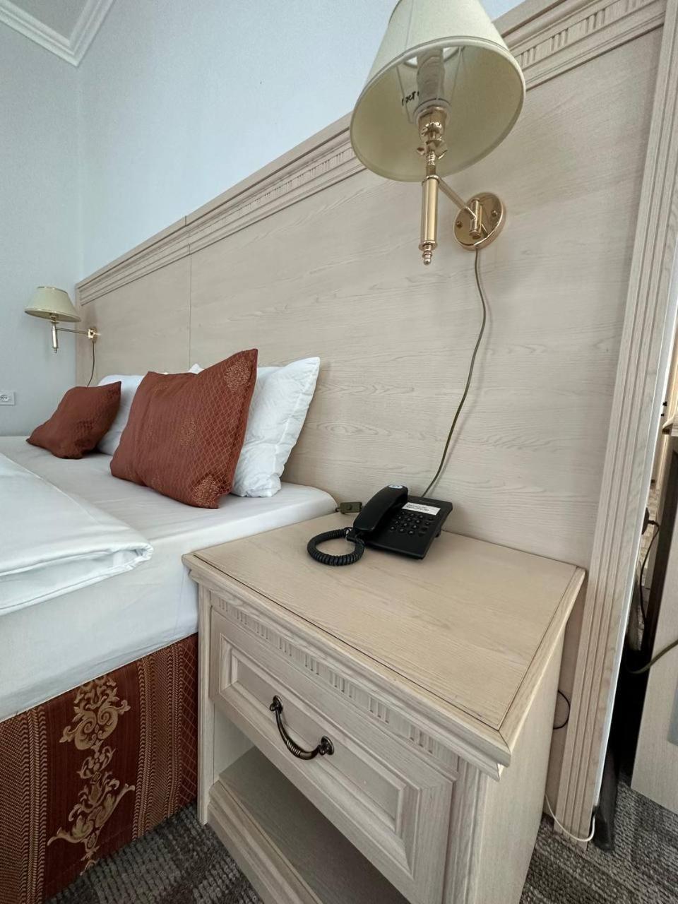 Tanzharyk Hotel Aktobé Extérieur photo