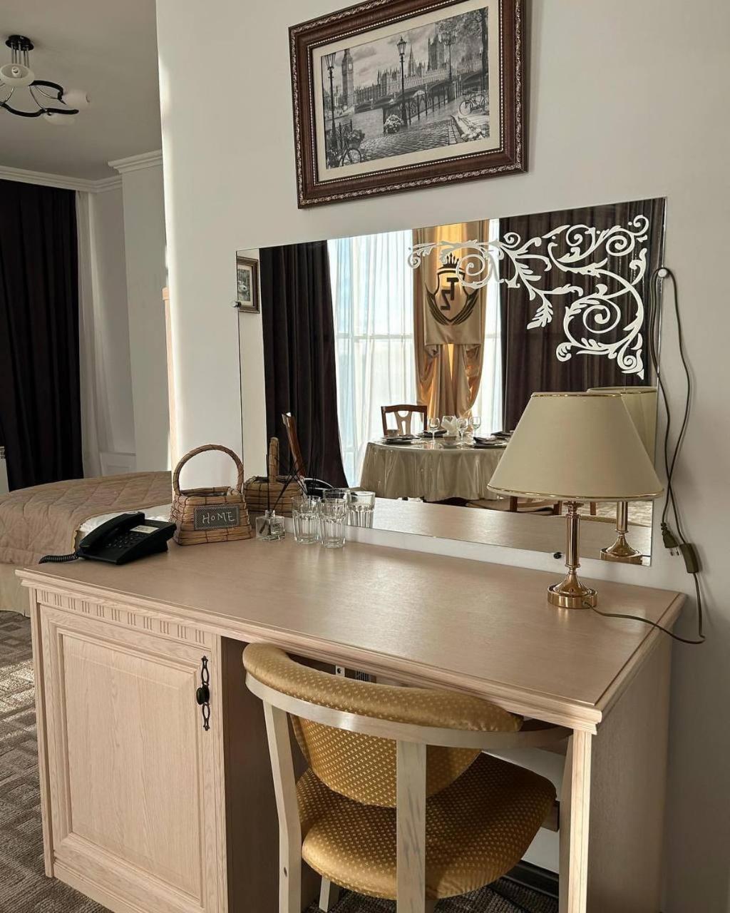 Tanzharyk Hotel Aktobé Extérieur photo